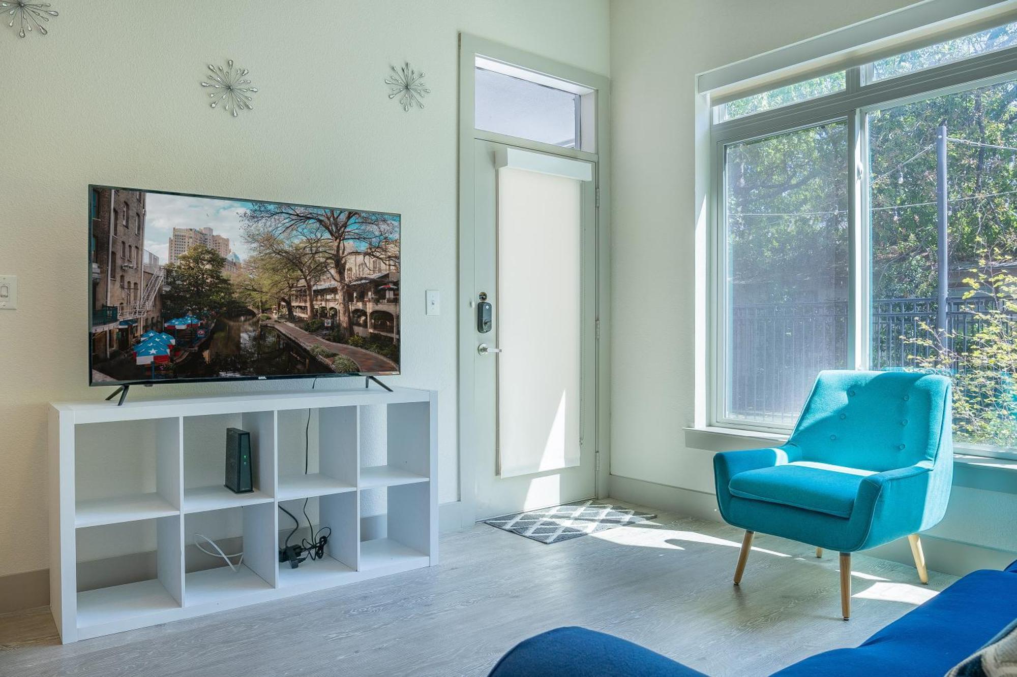 Beautiful Riverwalk Apt With Full Amenities, King Bed & Free Parking San Antonio Eksteriør bilde